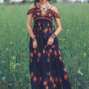 Long Black floral sundress Sz M New w/ Tags